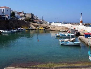 «Κινδυνεύουν να μείνουν χωρίς ATM νησιά του Αιγαίου» τόνισε ο Νεκτάριος Σαντορινιός